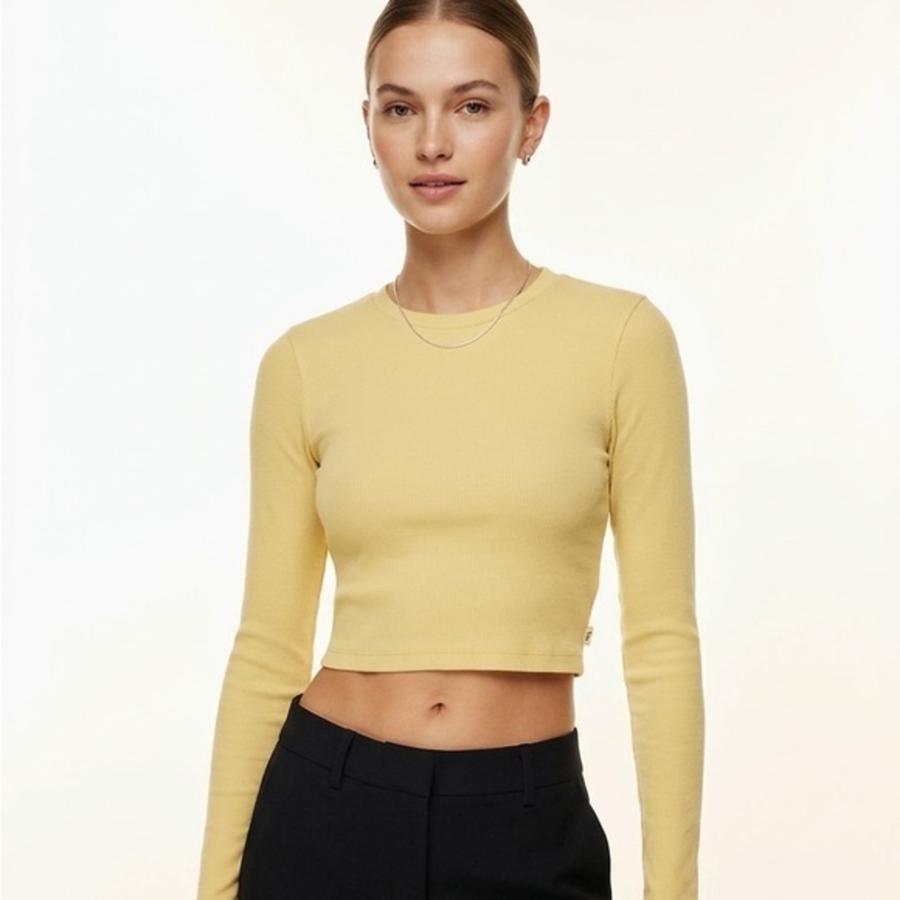 Aritzia TNA Long Sleeve Yellow  Ribbed Cropped Top Size Extra Small Cotton